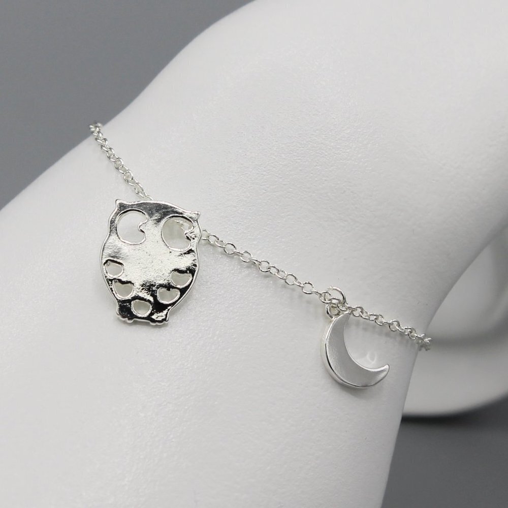 Jewelry bracelet owl bird night sky dainty minimalist fashion silver tone
